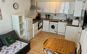 Edinburgh Central Apartment